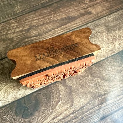 *Each one a unique piece* large Brownies rubber stamp mounted on plum wood (300000-39) (Kopie) - Image 3