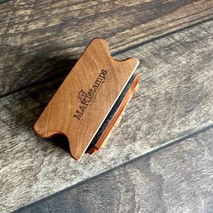 *Each one a unique piece* Small wren rubber stamp mounted on pear wood (300000-42) - Image 4