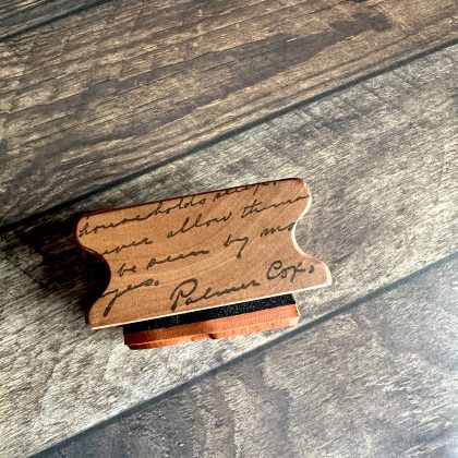 *Jedes Stück ein Unikat* Kleiner Brownie Stempel holzmontiert auf Birnenholz (300000-43) – Bild 2