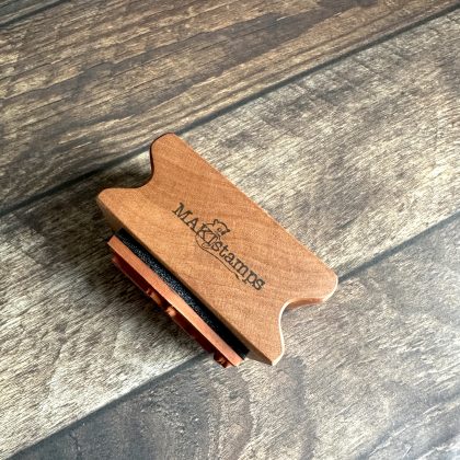 *Each one a unique piece* Small wren rubber stamp mounted on pear wood (300000-40) - Image 4