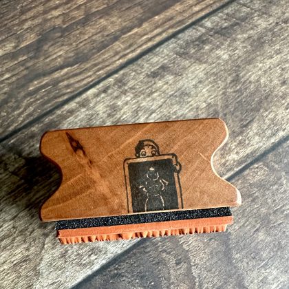 *Each one a unique piece* happy Brownies rubber stamp mounted on pear wood (300000-48) - Image 2