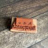 *Jedes Stück ein Unikat* Kleiner Brownies Stempel holzmontiert auf Birnenholz (300000-48) – Bild 3