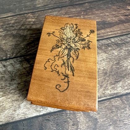 *Jedes Stück ein Unikat* Blumenstrauß Stempel holzmontiert auf Kirschholz (300000-38)