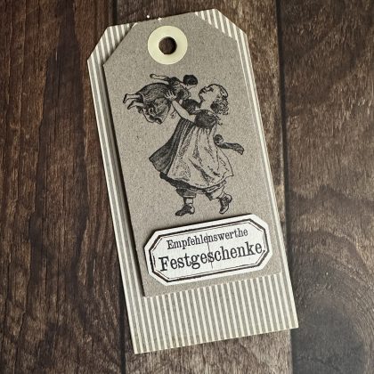 Stempel Mädchen mit Puppe / Nostalgie Serie - unmontiert oder auf Haftschaum (250108) – Bild 3