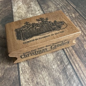 *Jedes Stück ein Unikat* Weihnachtsmann Stempel holzmontiert auf Walnussholz (300000-54)