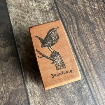 *Each one a unique piece* Small wren rubber stamp mounted on pear wood (300000-53)