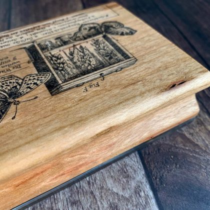 MAKIblock Stempelblock Black Cherry (Kirschholz) und Acryl 80 x 100 x 30 mm mit Griffmulde (190000-66) – Bild 3