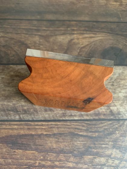 Kleiner MAKIblock Stempelblock (ein "Zwilling"...) aus Pflaumenholz und Acryl 60 x 60 x 30 mm mit Griffmulde (200000-11a) – Bild 3