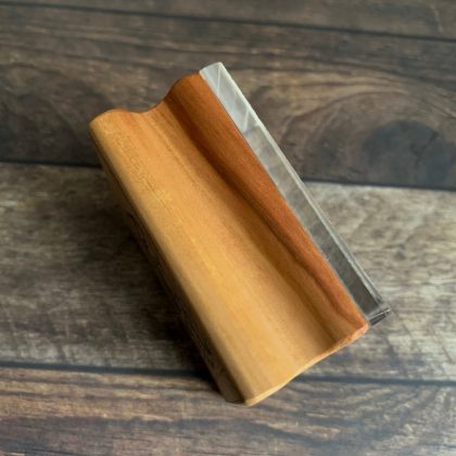 Kleiner MAKIblock Stempelblock aus Hamburger Apfelholz und Acryl 60 x 60 x 30 mm mit Griffmulde (200000-19) – Bild 3