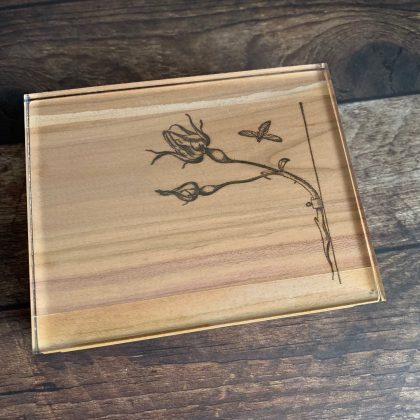 MAKIblock Stempelblock Black Cherry (Kirschholz) und Acryl 80 x 100 x 30 mm mit Griffmulde (190000-70) – Bild 2