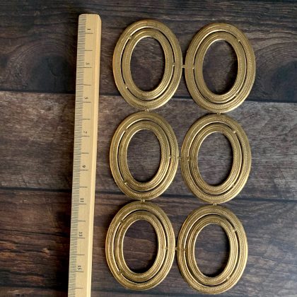 Dresden cardboard vintage style paper dies golden frames (170059) - Image 2