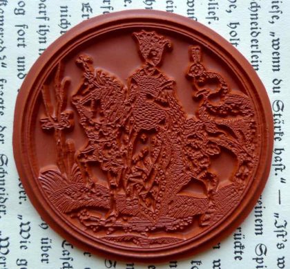 Mittelalter Stempel Ausschnitt Spielkarte Reiterin und Hase  /  Stempelgummi (130302) – Bild 2